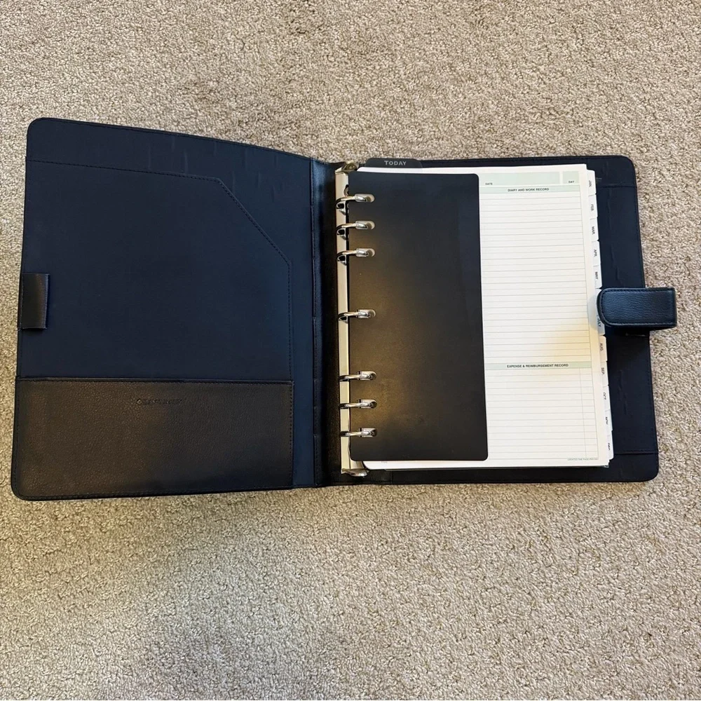 Day Timer Smooth Black Leather 7 Ring Planner Snap Close w/ Inserts 2000 Vintage